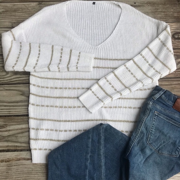 NWT bebe black gold ivory white fuzzy stretchy sweater bodycon top L Large 8 10